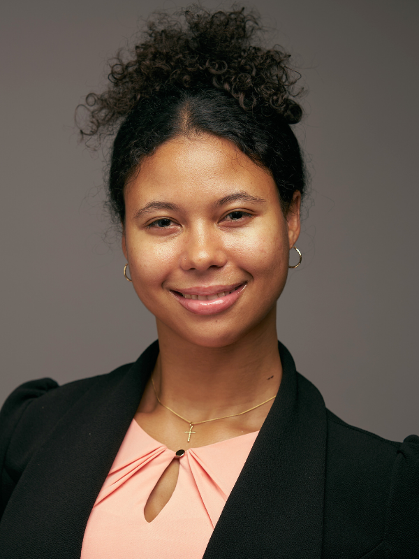 Brianna Cook headshot